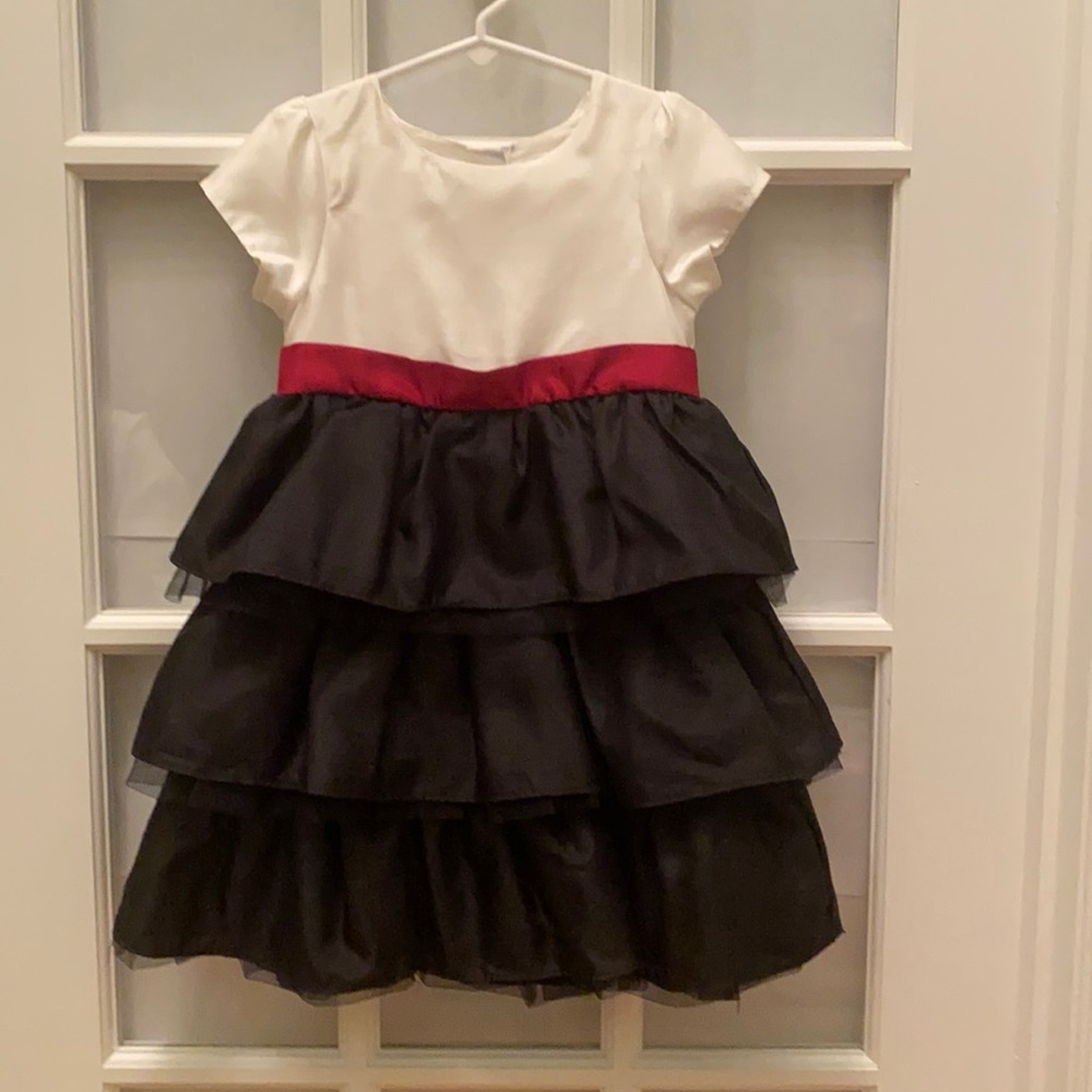 Gymboree size 5T dress AND matching doll dress